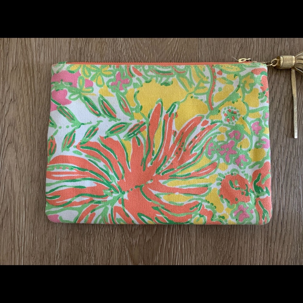Lilly for Target pouch - Picture 2 of 3
